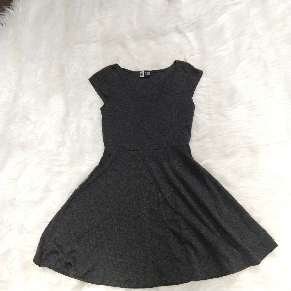 VIBE SPORTSWEAR gray sun dress